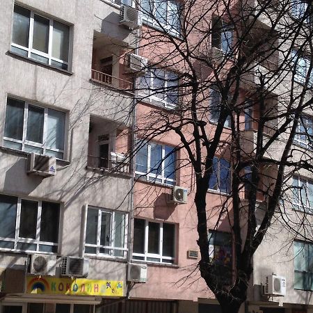 Apartment Sinchets Varna Bagian luar foto
